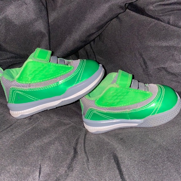 Adorable Tiny Baby Jordan’s - Picture 2 of 6